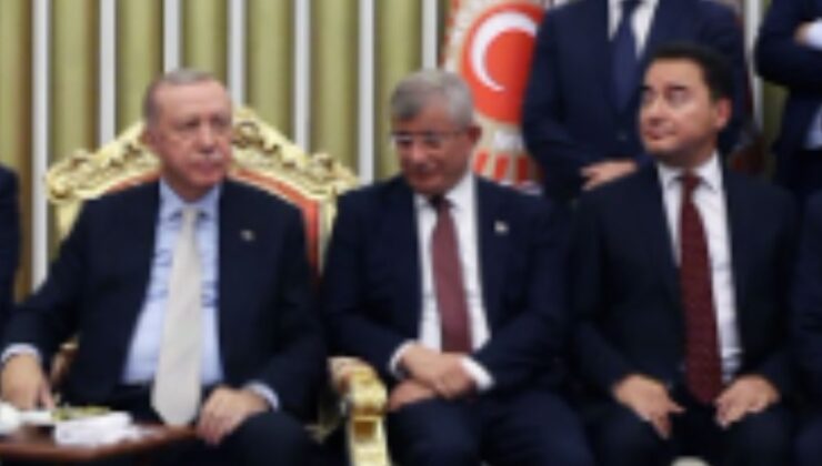Erdoğan, Davutoğlu ve Babacan'la yıllar sonra yan yana!