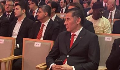 Erdoğan'a desteğini açıklayıp ortadan kaybolmuştu! Sinan Ogan resepsiyonda görüntülendi