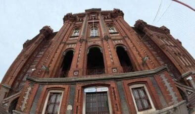 Fener Rum Okulu'nda düğüm çözülemedi