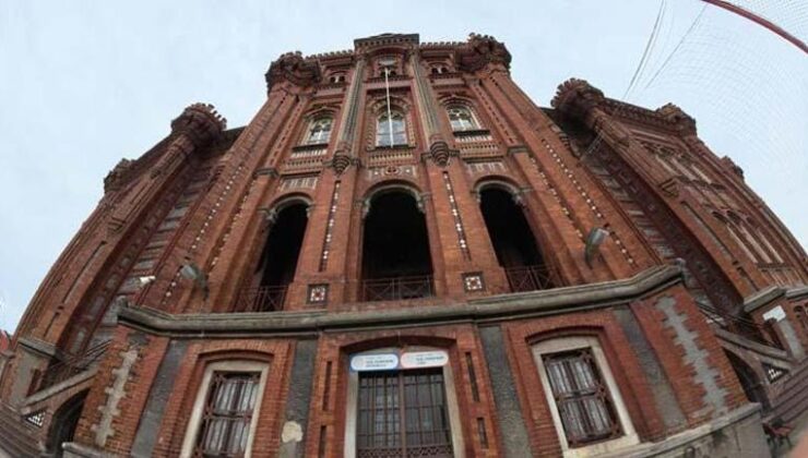 Fener Rum Okulu'nda düğüm çözülemedi