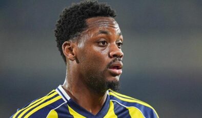 Fenerbahçe’de Jhon Duran formasına kavuştu