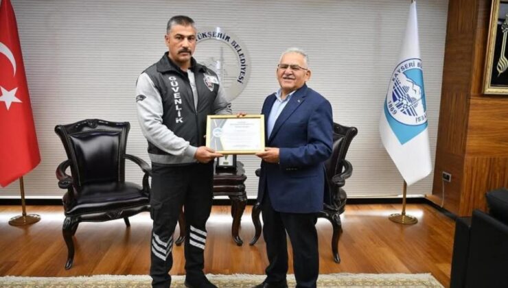 Genç kızı kurtaran güvenlik görevlisine ödül