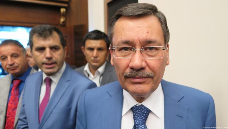 Gökçek sekiz yıldır lojmandan çıkmıyor