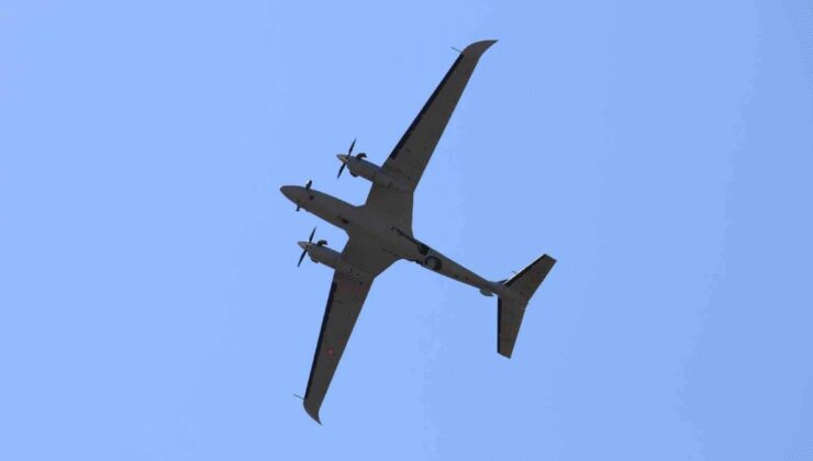 Gökyüzündeki mesaj Rumları panikletti: Kıbrıslı Rumlar Türkiye’yi şikayet etti!