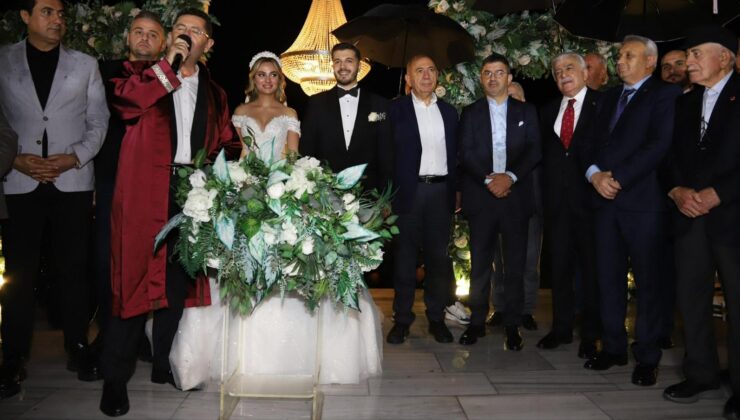 Göle’li İş İnsanı Yusuf Mahir Tekin, Görkemli bir düğünle Oğlu Mert’i evlendirdi