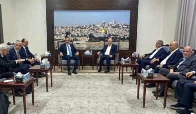 Hakan Fidan, Hamas üyeleriyle görüştü