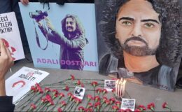 Hakan Tosun öldürüldüğü yerde karanfillerle anıldı