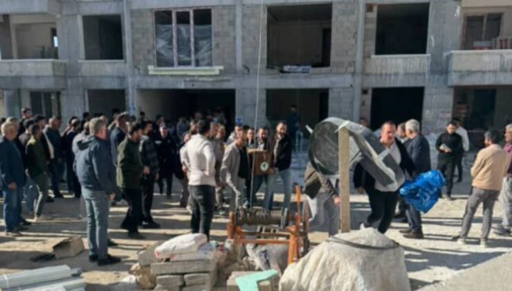 İkiye ayrılan asansörden düşen işçiler can verdi!