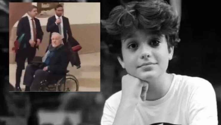 İlber Ortaylı tekerlekli sandalye ile adliyede