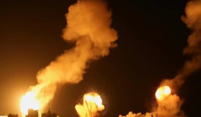 İsrail yine ateşkesi bozdu! 10’dan fazla füze atıldı, şiddetli patlamalar yaşandı