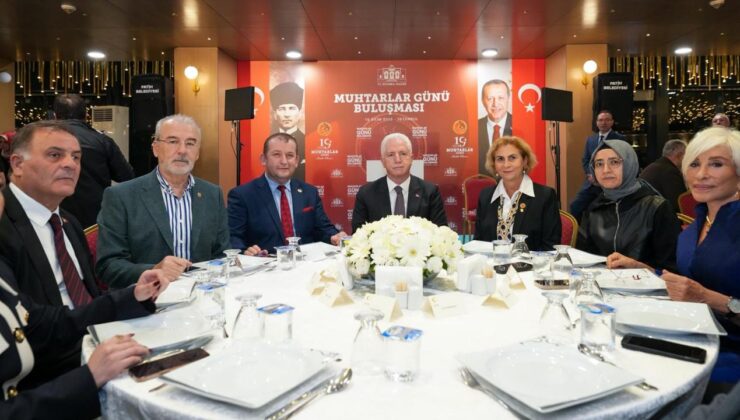 İstanbul Valisi Gül, kentte görev yapan muhtarlarla bir araya geldi