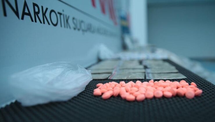 İstanbul'da milyonlarca uyuşturucu hap ele geçirildi
