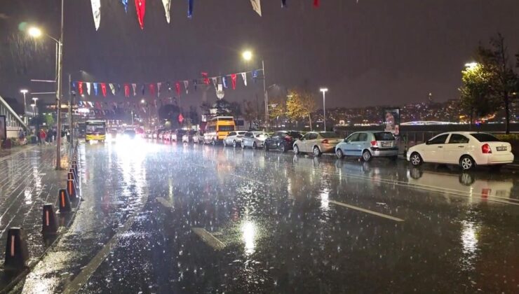 İstanbul'da sağanak akşam saatlerinde etkili oldu