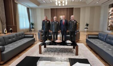 Kara Kuvvetleri Komutanı Orgeneral Tokel, KKTC’yi ziyaret etti