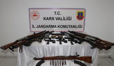 Kars’ta jandarmadan tarihi yakalama: 1’inci Dünya Savaşı’ndan kalma silah çıktı