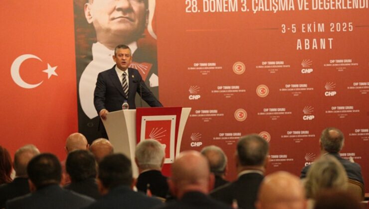 Kılıçdaroğlu'na yakın isimler CHP kampına katılmadı