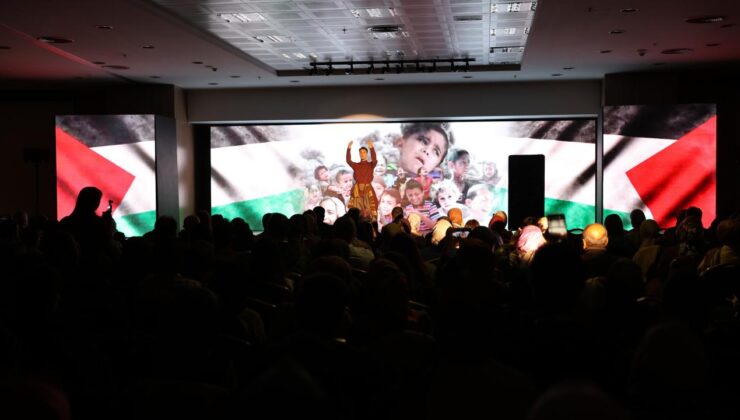 Konya Büyükşehir ‘Uluslararası Bilimum Geleceğin Eğitimi Zirvesi’ne ev sahipliği yaptı