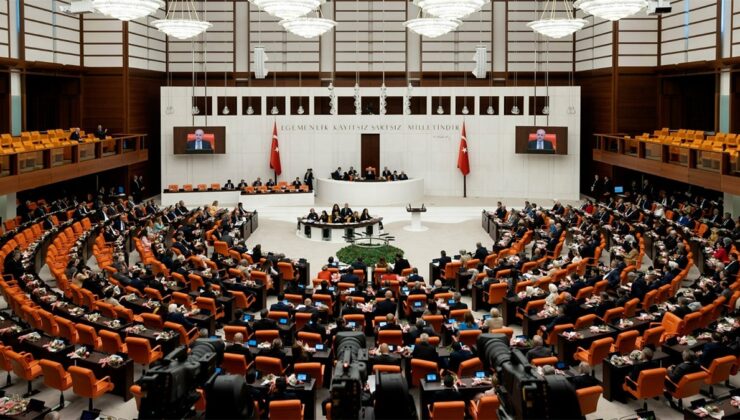 Lübnan tezkeresi Meclis'te kabul edildi