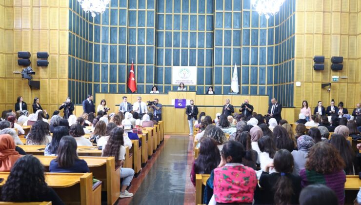 Meclis'teki Öcalan sloganlarına suç duyurusu