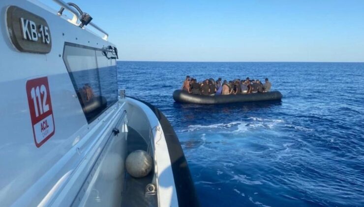 Muğla açıklarında 42 düzensiz göçmen yakalandı