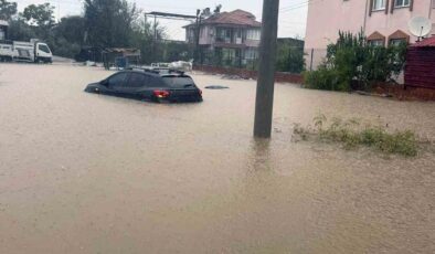 Muğla’yı sağanak ve fırtına vurdu!