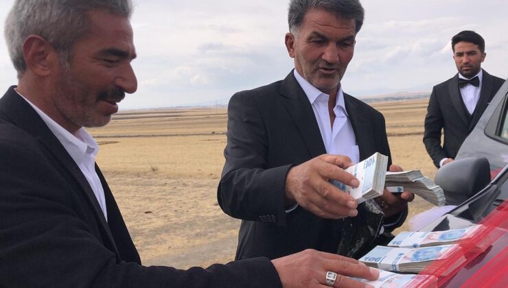 Muhtar, düğün konvoyunun yolunu kesip, cami ve Kur'an kursu için bağış aldı