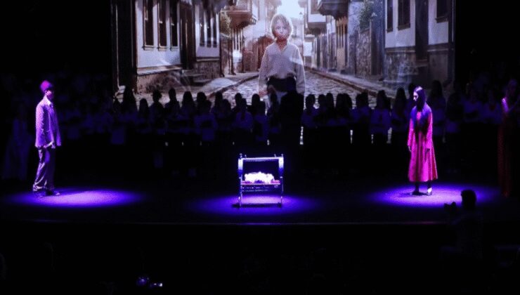 Öğrenciler yapay zekayla Atatürk’ün hayatını müzikale dönüştürdü