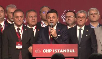 Özgür Çelik oy çokluğu ile yeniden CHP İstanbul İl Başkanı seçildi