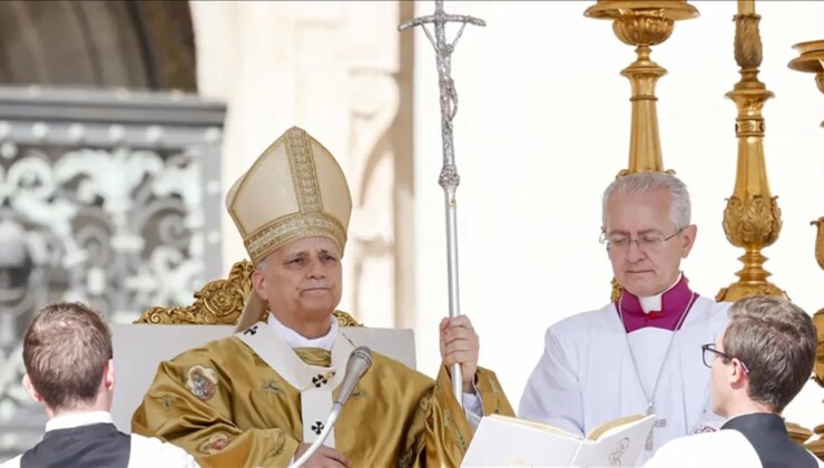 Papa İstanbul'da Volkswagen Arena’da ayin yönetecek