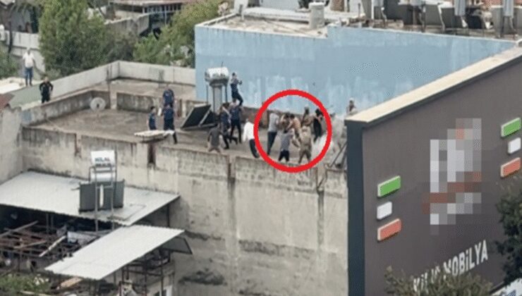 Polise bıçakla saldırdı, ortalık karıştı