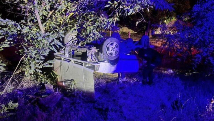 Polisten kaçan otomobil şarampole uçtu