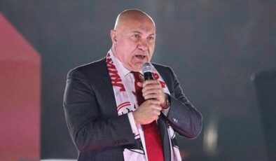 Samsunspor Başkanı Yüksel Yıldırım: ‘Burada bir efsane yaratıyoruz’
