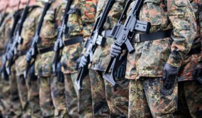 Savaş hazırlığı mı? Teyakkuza geçen Avrupa ülkesi asker sayısını 2 katına çıkarıyor
