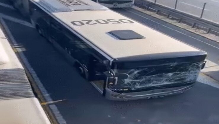Sefaköy'de metrobüs kazası!