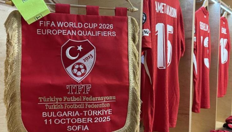 Soyunma odasında Mehter Marşı! Bizim Çocuklar Bulgaristan’a bilendi