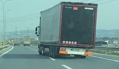 Tırın yolda zikzak çizerek ilerlemesi kamerada