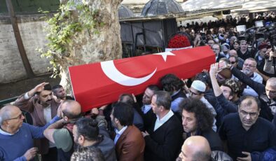 Usta sanatçı Niyazi Sayın ebediyete uğrulandı