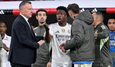Vinicius Junior, Real Madrid taraftarından özür diledi