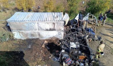 Yangın felaketi: Bebek öldü, annesi yaralı