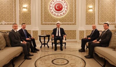 Yatırımcı arayışına Nebati de katıldı