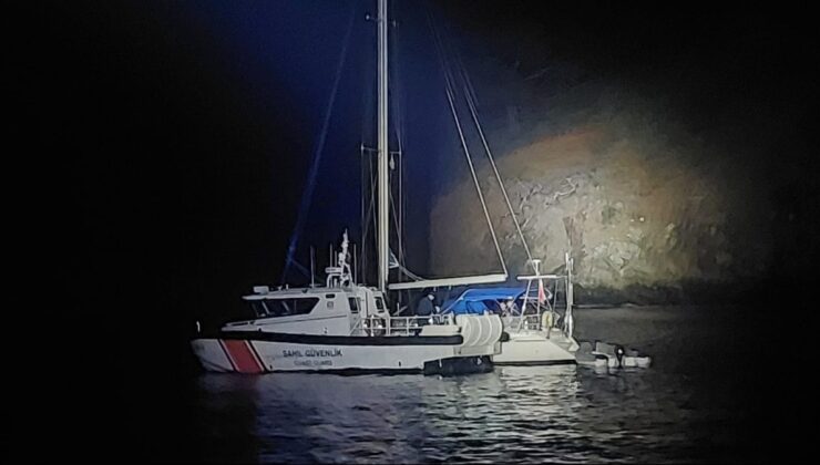 Yelkenli tekneden 35 kaçak göçmen çıktı