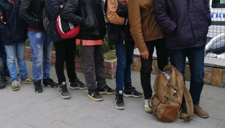 2 ilde 15 düzensiz göçmen yakalandı, geri gönderildi