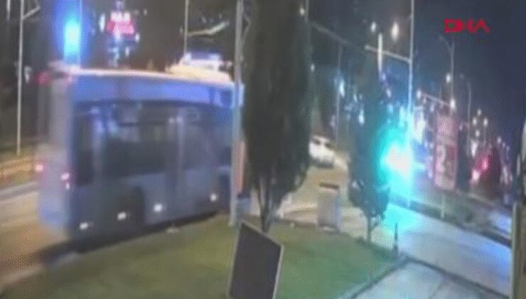 3 aracın karıştığı, 2 kişinin öldüğü feci kaza kamerada