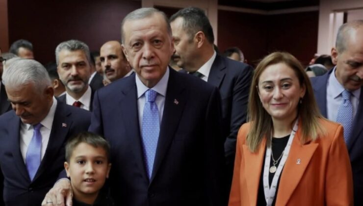 AKP'li başkan zehir zemberek sözlerle istifa etti