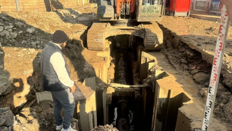 Altyapı çalışmasından Bizans sütunu çıktı