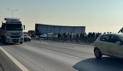 Anadolu Otoyolu’nda kaza: Yol kapandı!