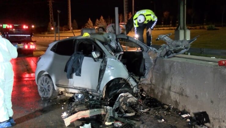 Aracıyla gişelere saplandı… Asistan doktor hayatını kaybetti