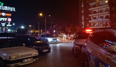 AVM’de bekçilere silah gösteren şüpheli gözaltına alındı