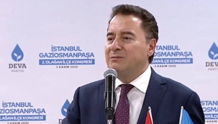 Babacan, AKP'ye verdi veriştirdi