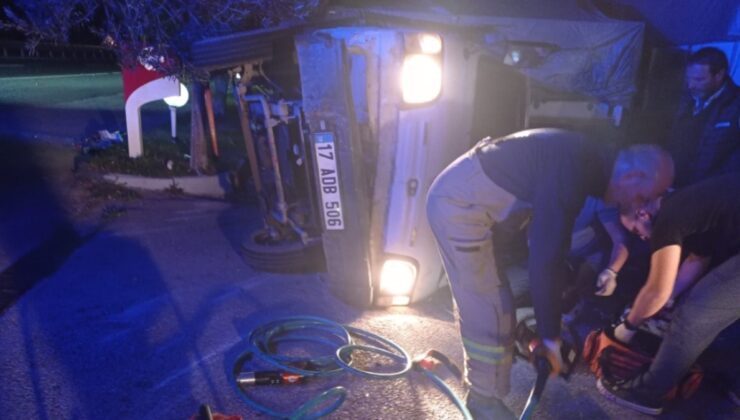 Balıkesir'de kamyonet ile kamyon çarpıştı; 1 ölü, 1 ağır yaralı